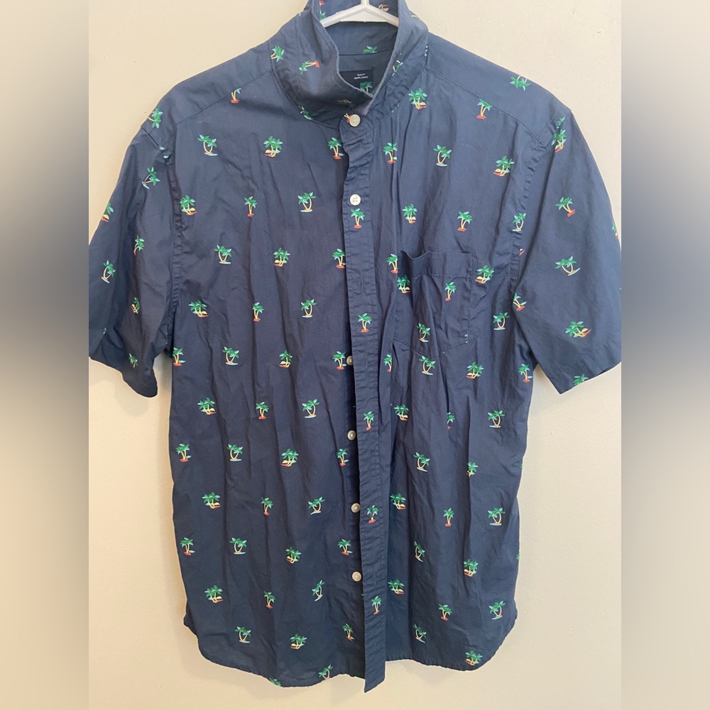 Gap Hawaiian Short Sleeve Shirt